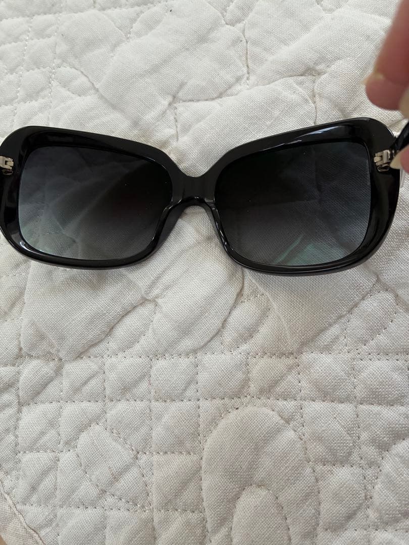 CHANEL ブラック サングラス リボンモチーフ