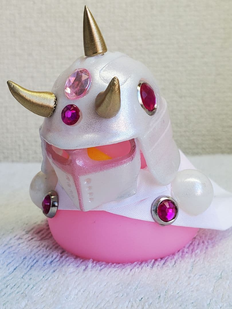 世紀末アヒル隊長!!　ユリア・カイオウセット