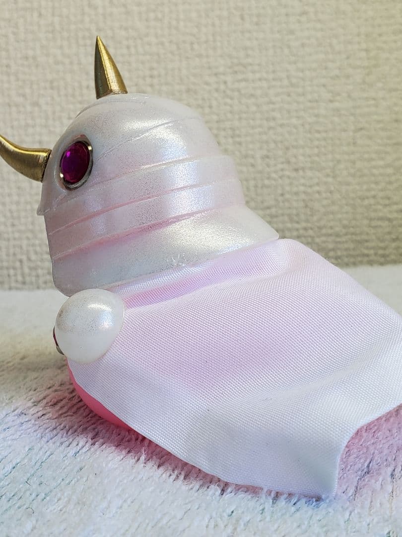 世紀末アヒル隊長!!　ユリア・カイオウセット