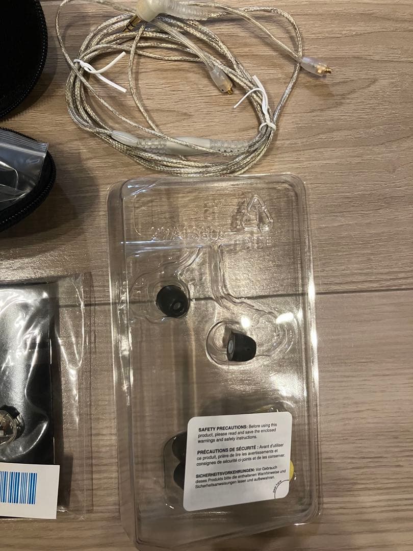 SHURE SE425 有線イヤホン