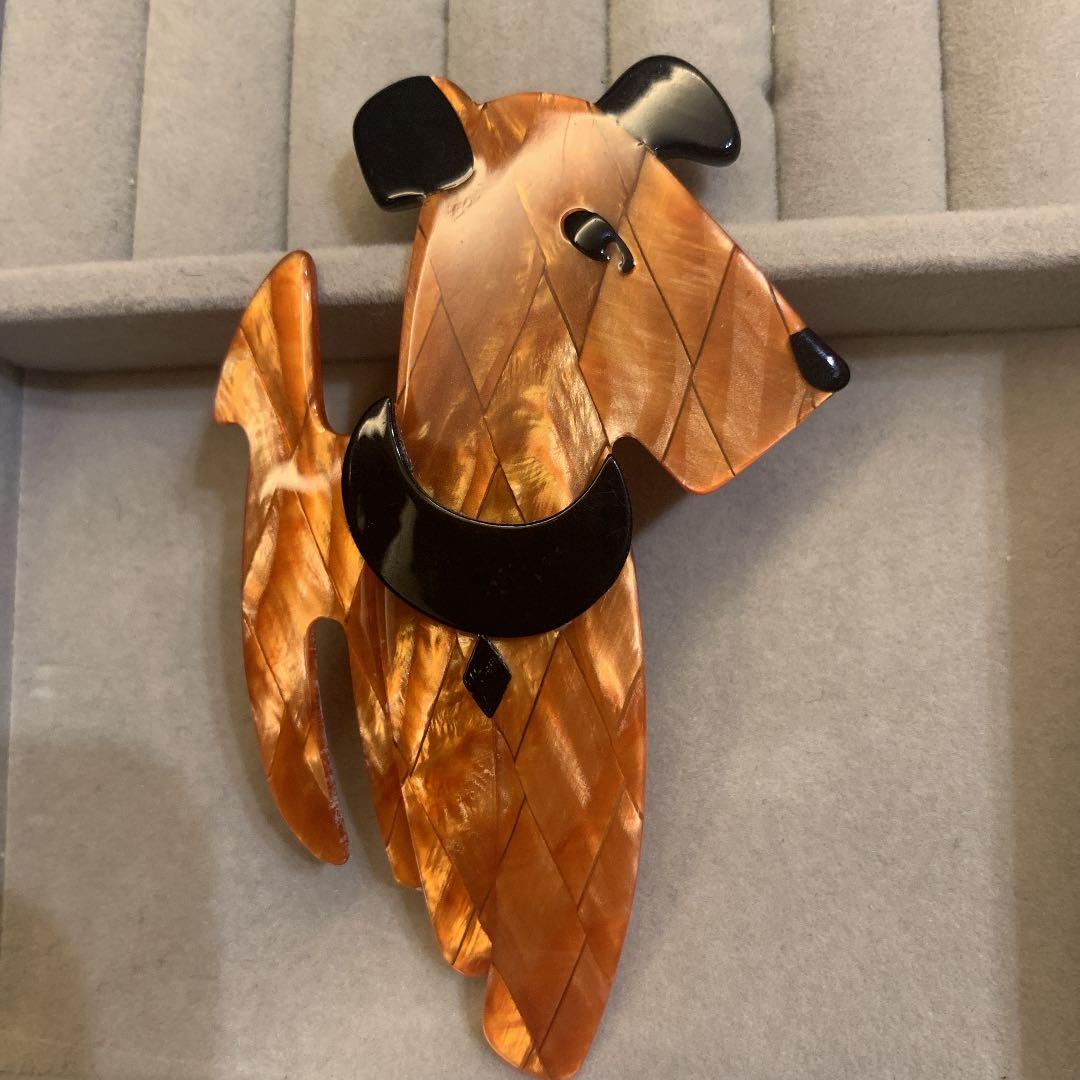 リアスタン　アンティーク　ブローチ　犬　リック