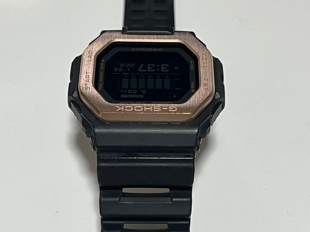 G-SHOCK G-LIDE GBX-100NS ゴールド Bluetooth