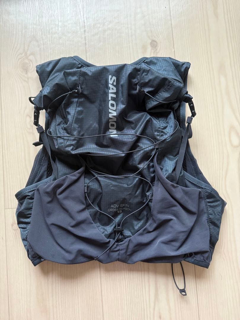 SALOMON ADV SKIN 15 ブラックsize　S