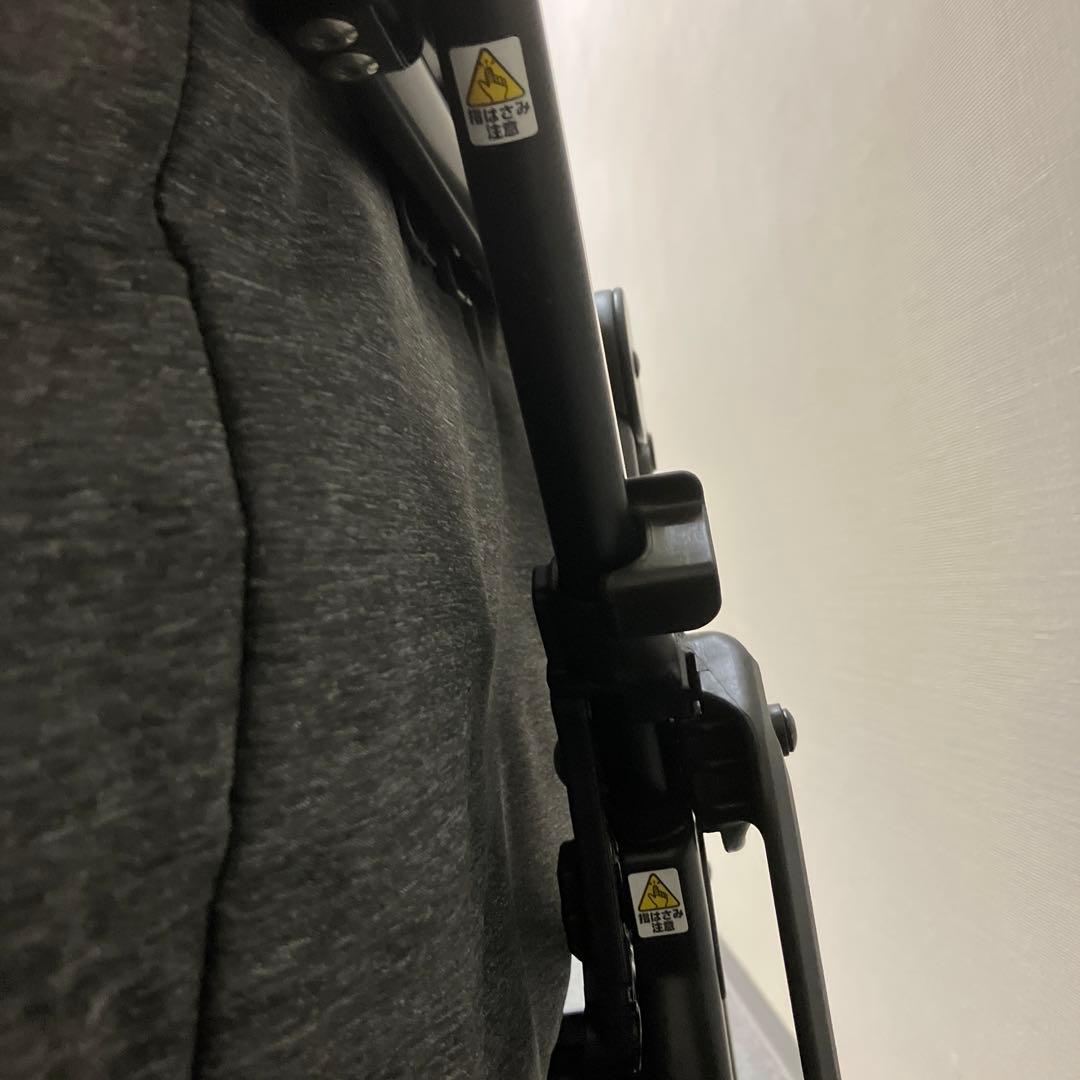 3 Combi コムペット ミリクランアルファ　ペットカート 30kg 多頭