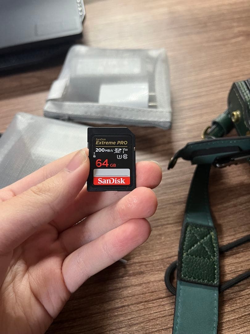 デジタルカメラ SONY RX100 5