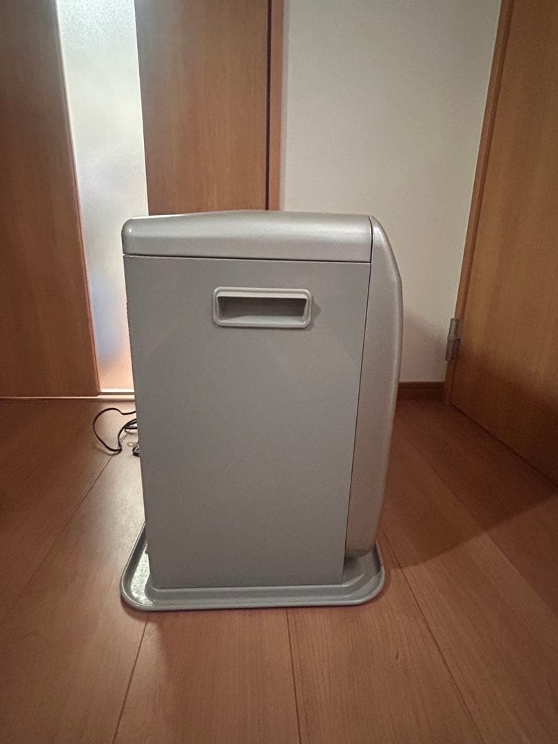 【使用OK 】コロナ 石油ファンヒーター 木造 25畳　コンクリート 20畳