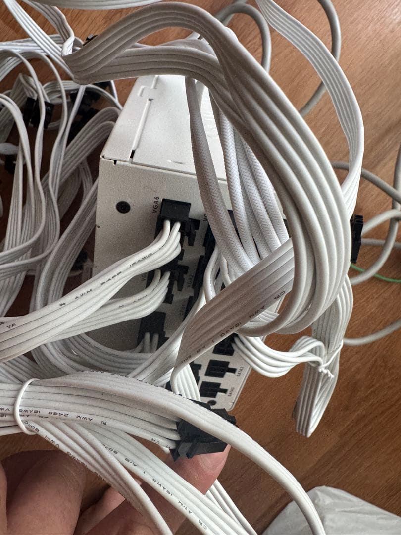 SUPER FLOWER SF-1000F14MP 1000W 電源ユニット