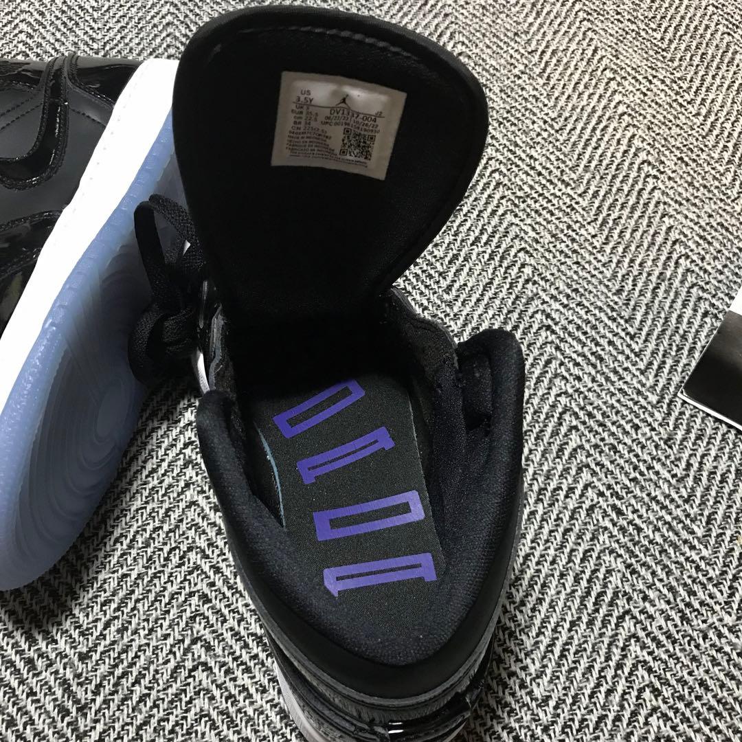 未使用　NIKE ジョーダン1 22.5センチ