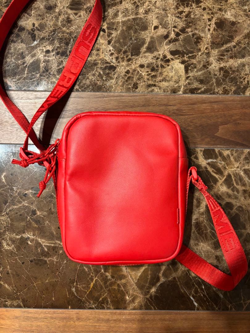 SUPREME レザー　ショルダーバッグ