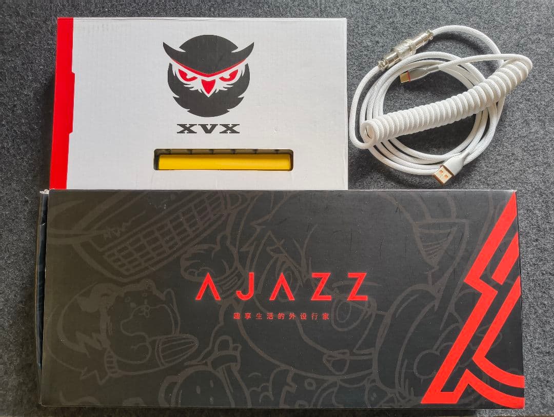 A.JAZZ AK820 Proメカニカルキーボード+クリスタルキーキャップ