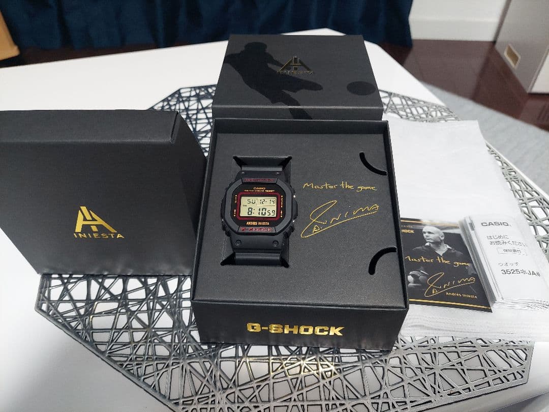 新品未使用品　DW-5600AI-1JR G-SHOCK イニエスタモデル