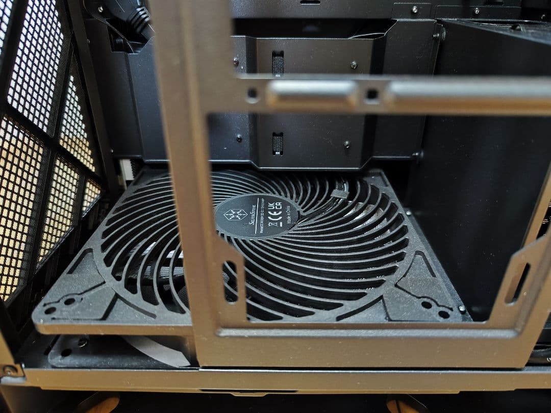 【美品】SilverStone ALTA G1M mATX PCケース