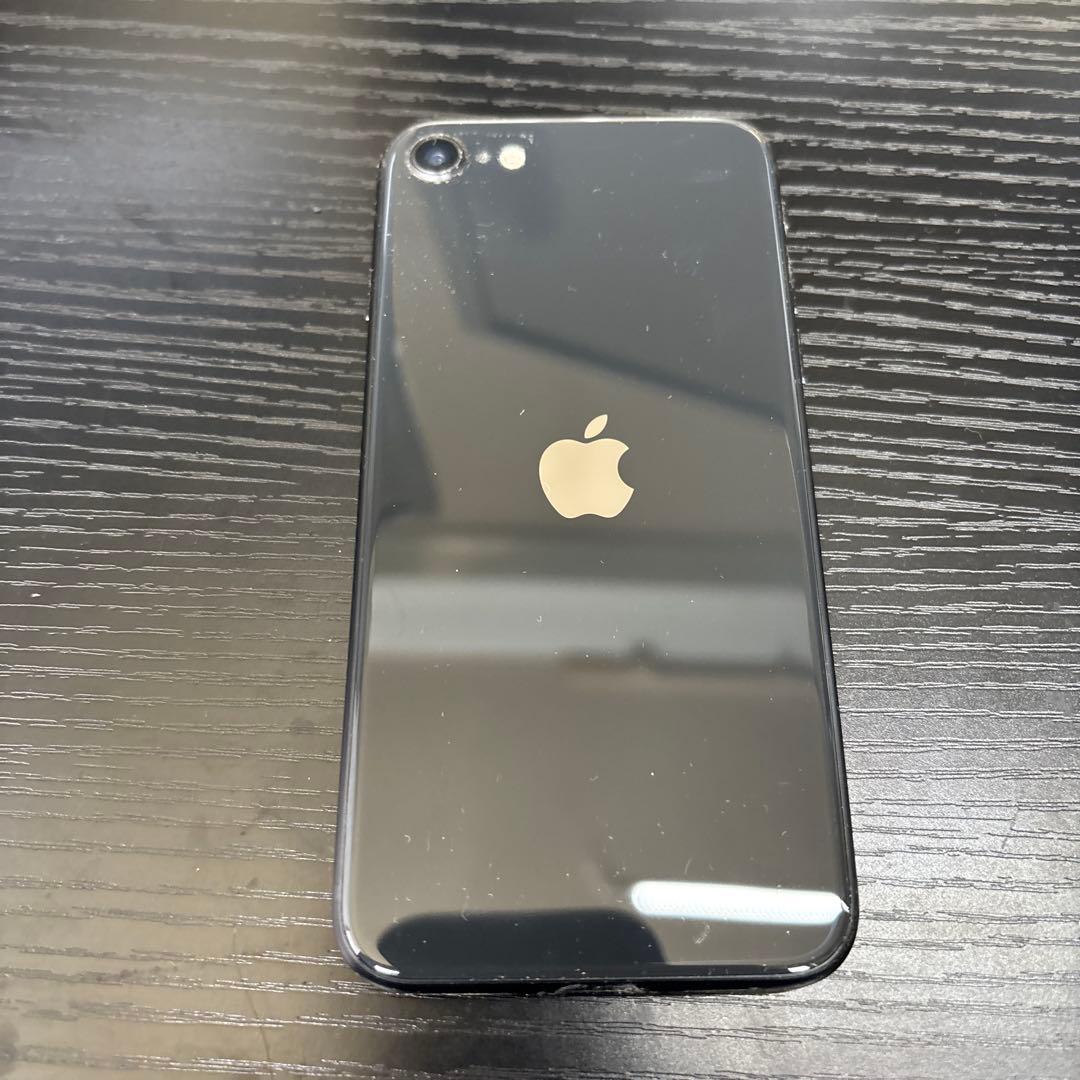 Apple iPhone SE (第2世代) ブラック 本体