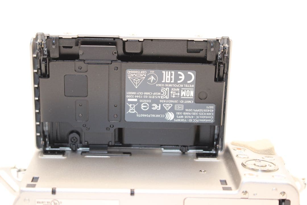 ★ショット数1213回★ オリンパス　E-PL8 レンズキット　ミラーレス