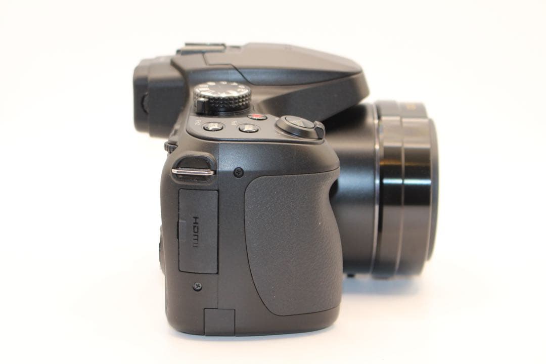 ★お買い得★ショット数87回★新品級★ LUMIX DC-FZ85 コンデジ