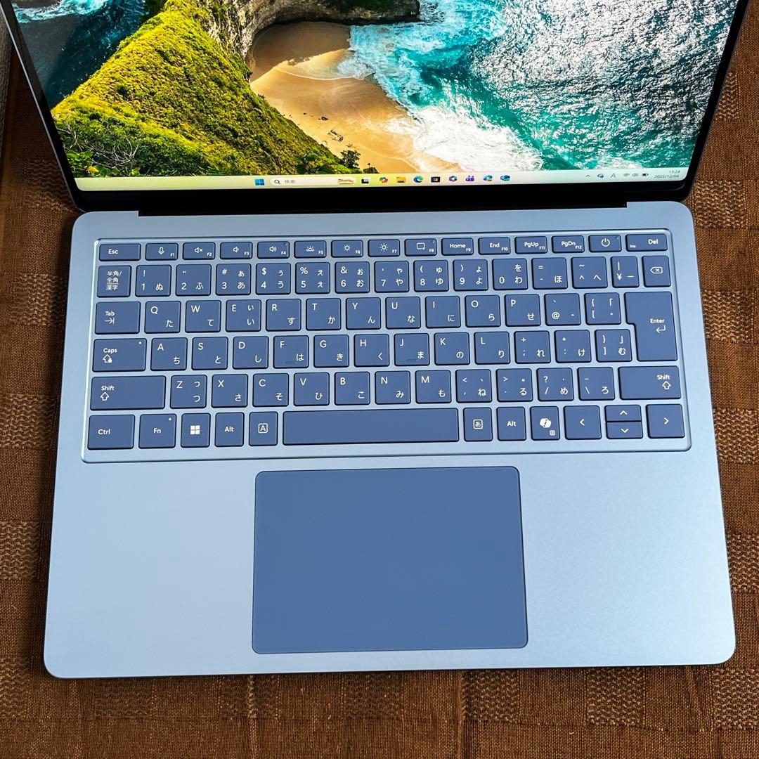 Surface Laptop 第7世代 13.8インチ