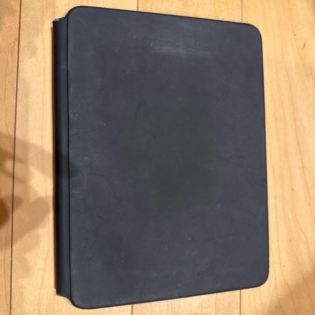 iPad本体 タッチスクリーン傷あり&Magic Keyboardセット