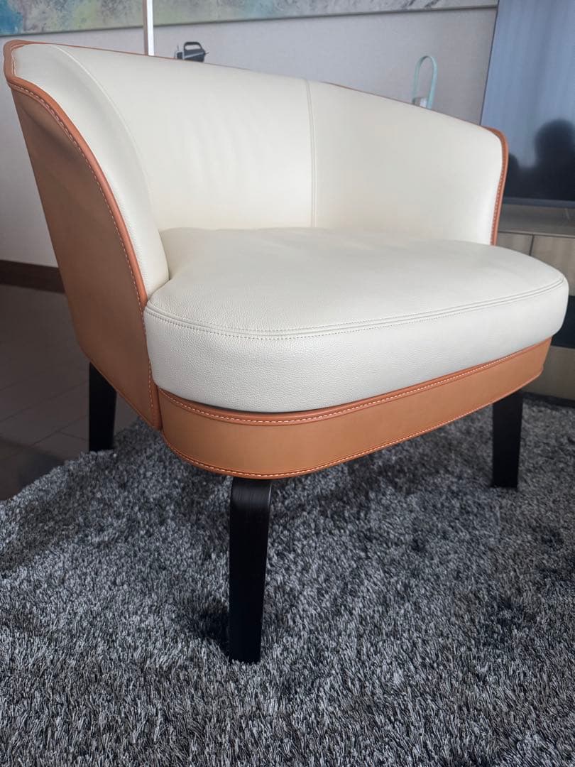 超美品！ポルトローナフラウ アームチェア　二ヴォラ　ソファー　1人掛け