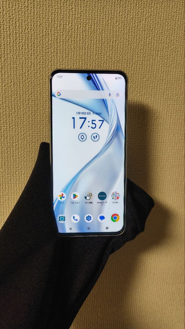 スマートフォン本体 arrows alpha M8