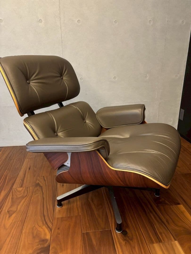 ハーマンミラー　イームズラウンジチェア・オットマン