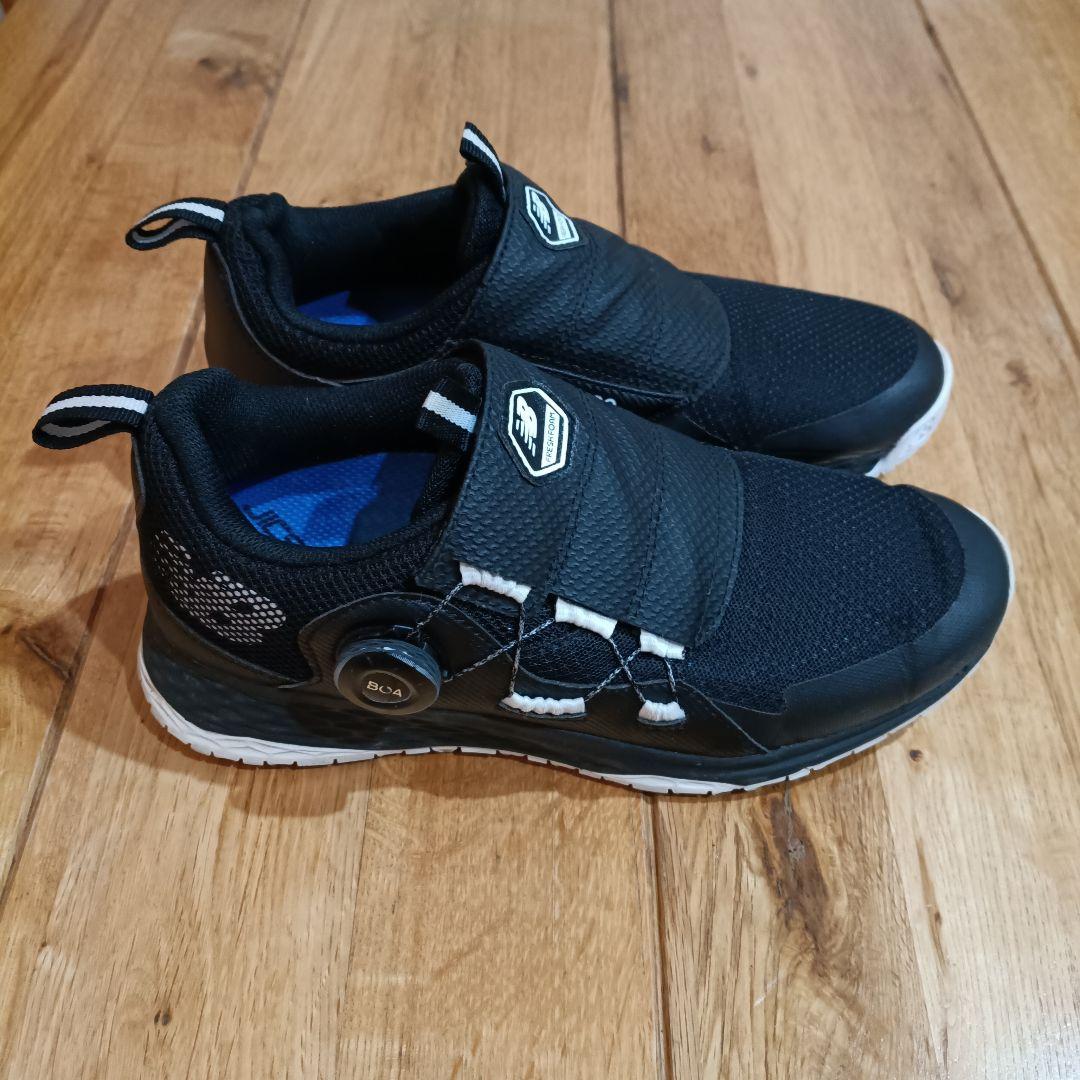 ニューバランス　ゴルフシューズ　MGB4700B ボア　ブラック　25cm