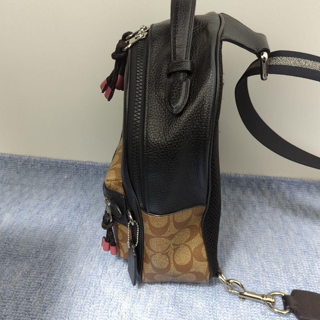 Coach リュック型バッグ 黒/ベージュ