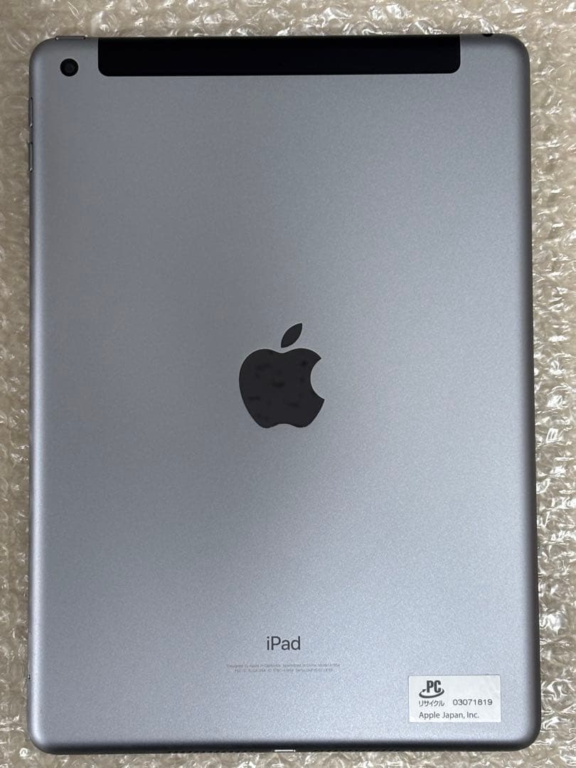 iPad第6世代 本体 32GB WiFiモデル スペースグレイ