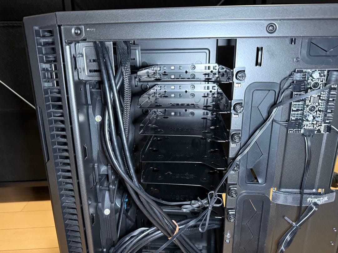 ⭐️美品 Fractal Design DEFINE R6 静音・高拡張性モデル