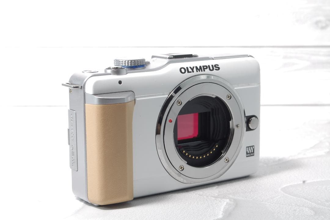 OLYMPUS E-PL1 レンズキット ミラーレス一眼 オリンパス 望遠レンズ
