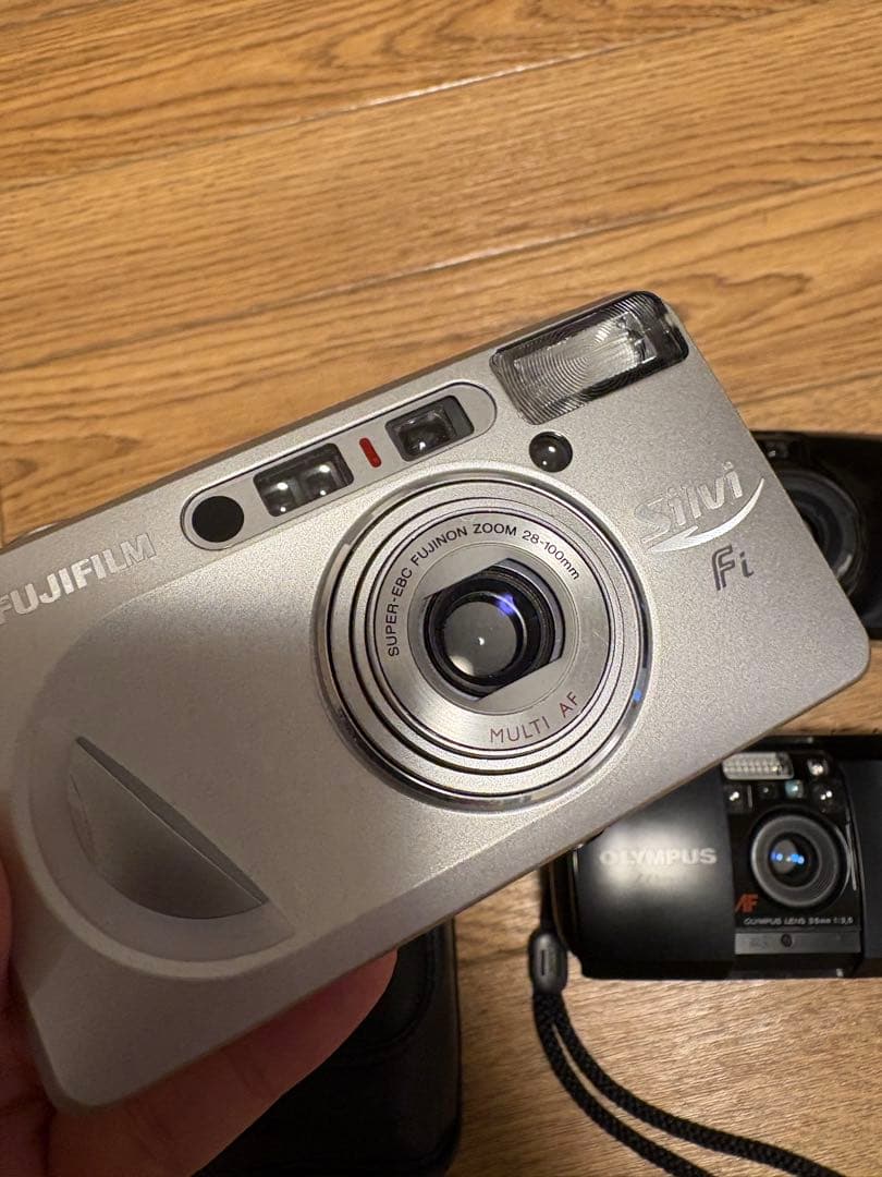 OLYMPUS　μ（ミュー）fujifilm silvi Fi フィルムカメラ