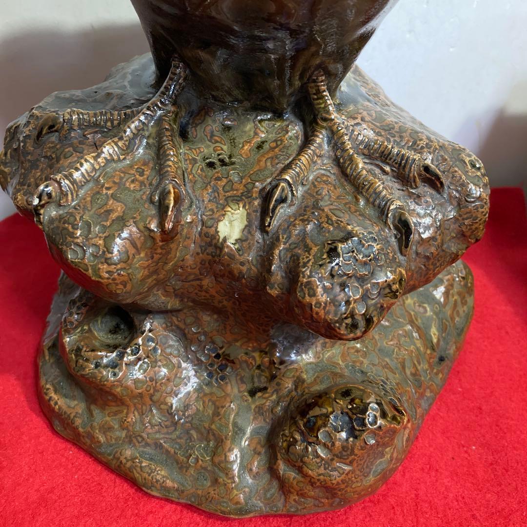 遠州七窯　福岡筑前高取焼　鷹置物　　　　　元祖高取焼　七十卯翁　◯高英一刻印あり