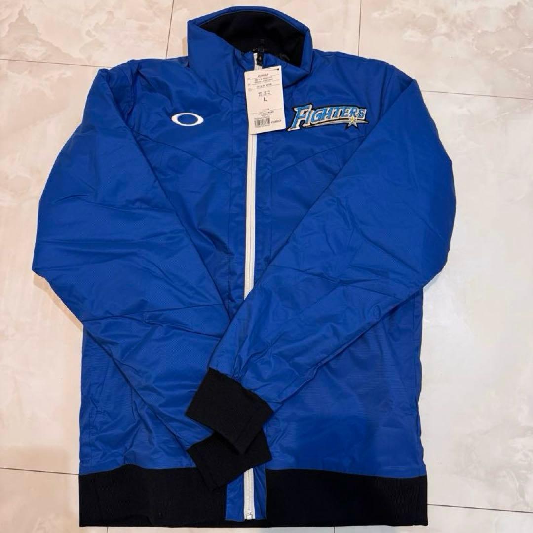 Oakley ファイターズ　グラウンドジャケット Lサイズ