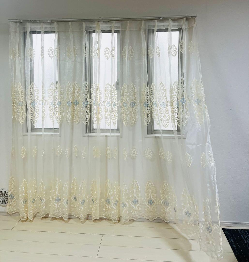 2枚入り　レースカーテン　金運UP ベージュ　刺繍柄　クローバー　レース　送料込