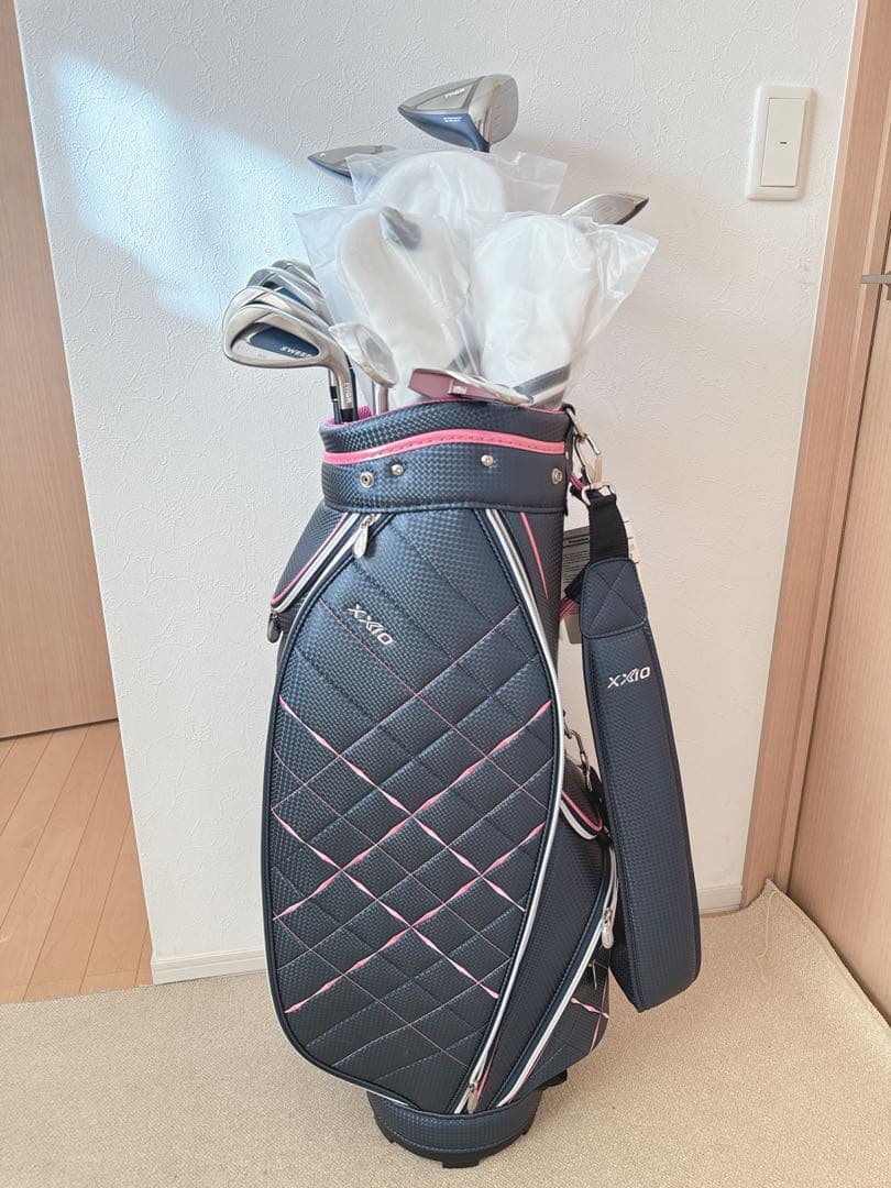人気‼️【極上美品】レディース ゴルフクラブセット/ゴルフセット/キャディバッグ付