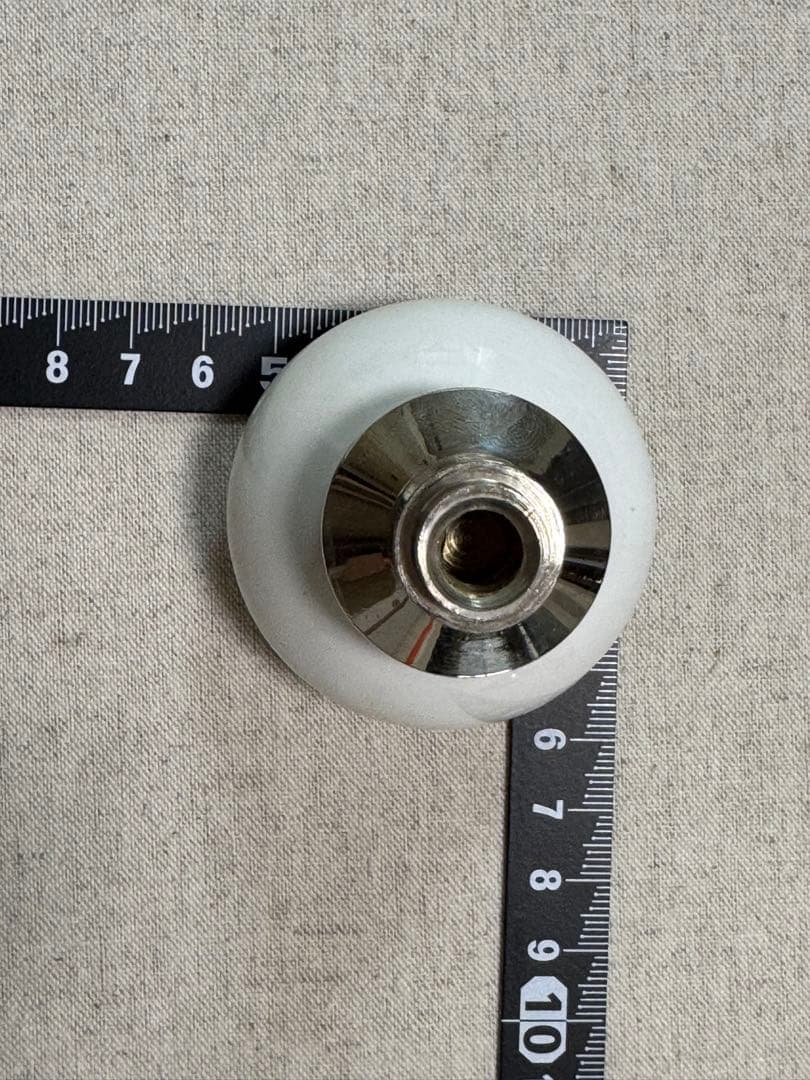 ローラアシュレイ　ドアノブ