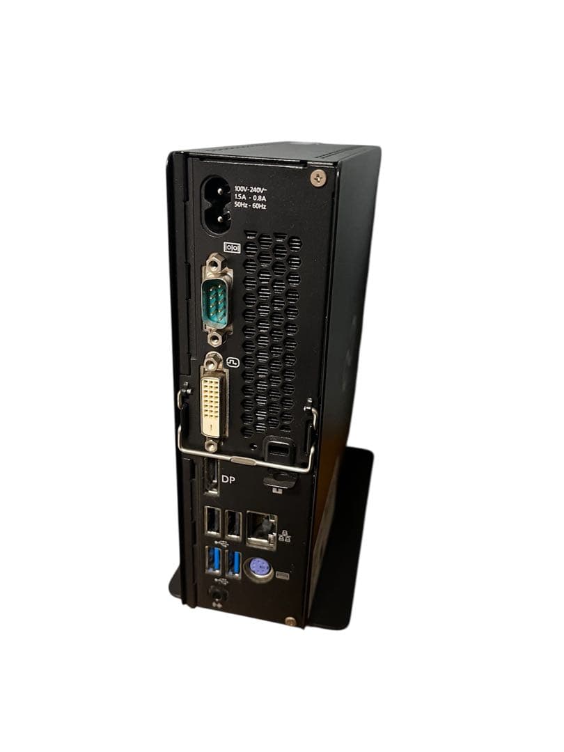 Windows11 富士通製デスクトップパソコン