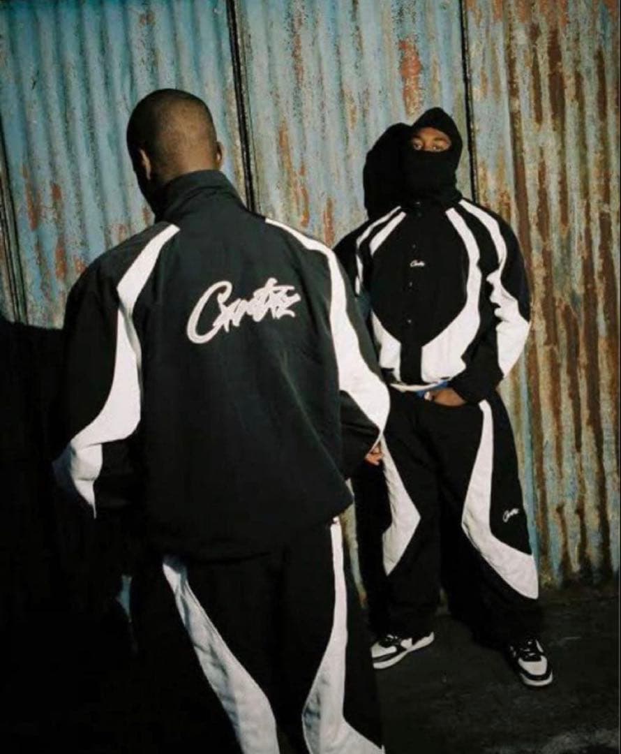 【即完売系】Corteiz ジャケット ブラック×ホワイト