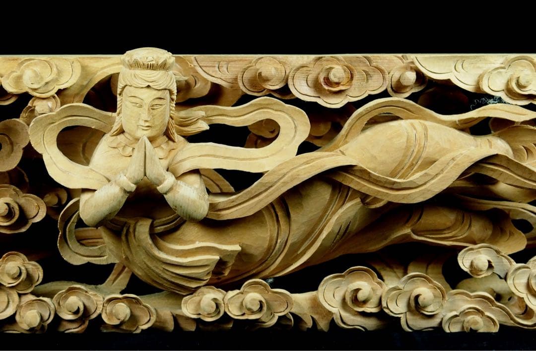 特価【欄間　天女】80ｃｍ　透かし彫り　美術的装飾　古民家　天からの守護　清らか