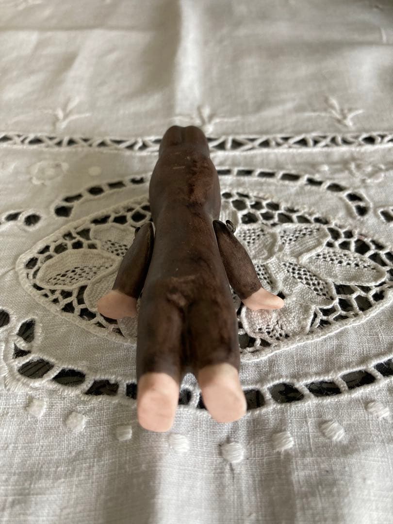 ドイツ　アンティーク　小さい　うさぎの着ぐるみ　ミニョネット　ビスクドール