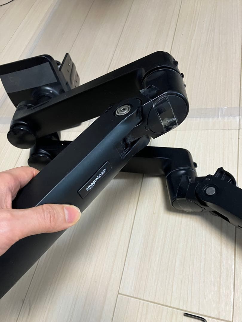 Amazonベーシック デュアルディスプレイモニターアームK001395