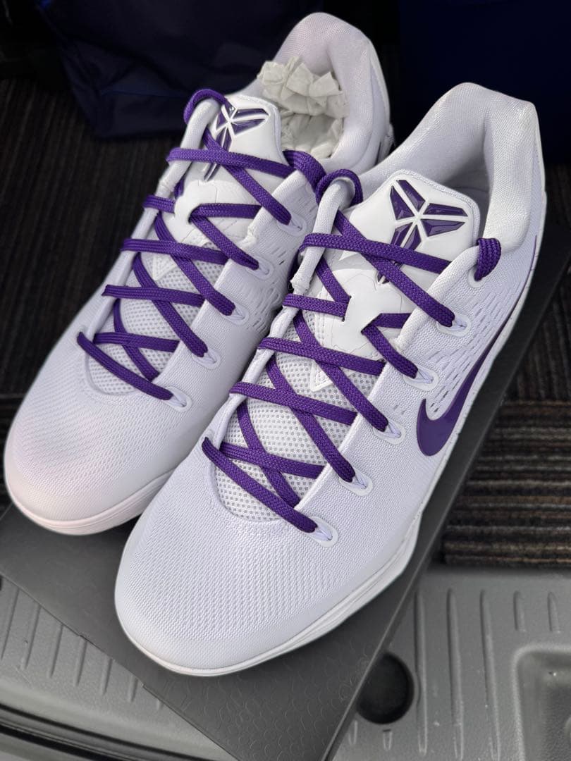 Nike Kobe 9 コービー9 バスケットボールシューズ ホワイト/パープル