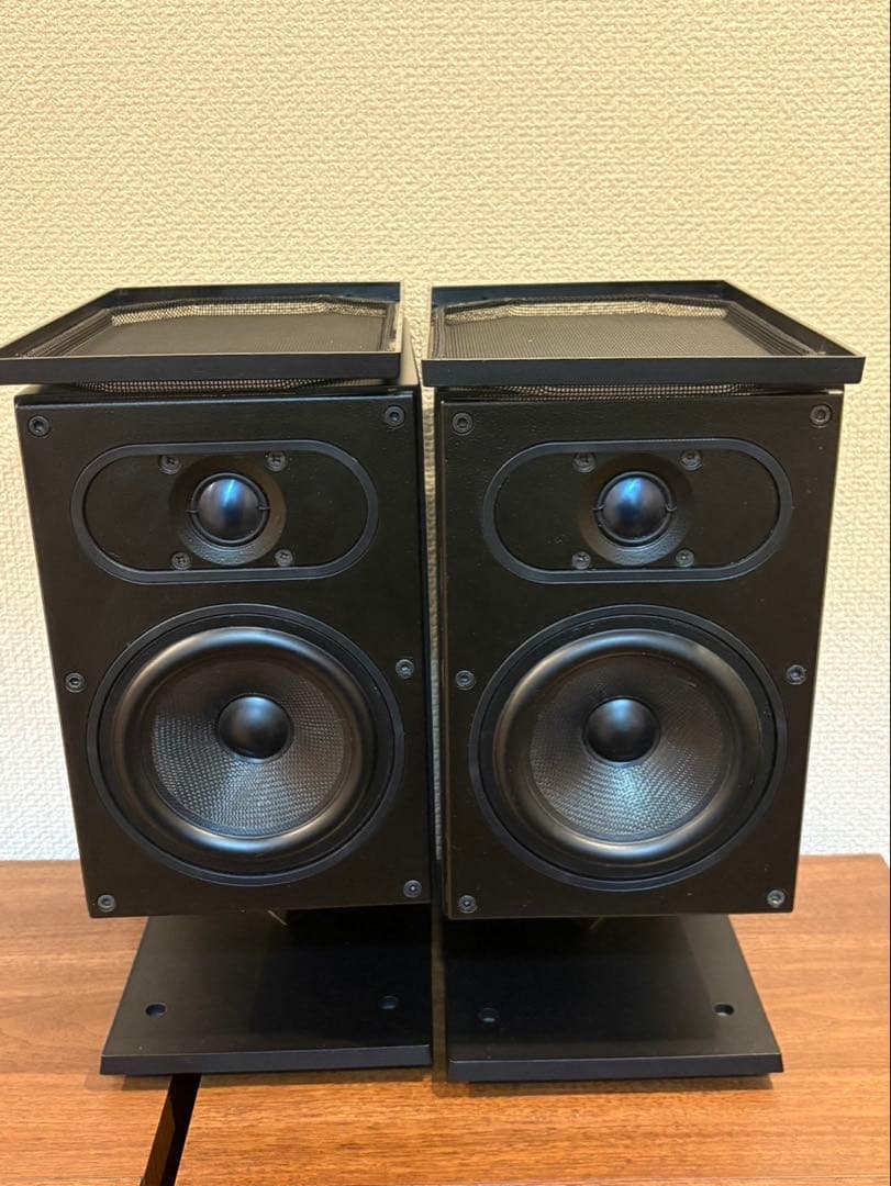 Bowers & Wilkins（B&W）CM1 black