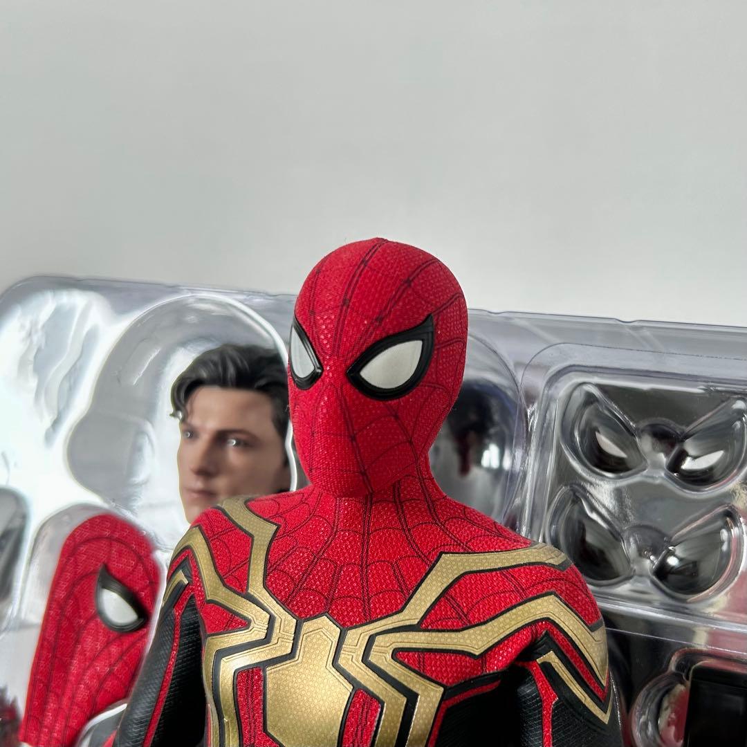 【美品】ホットトイズ スパイダーマン インテグレーテッドスーツ ノーウェイホーム