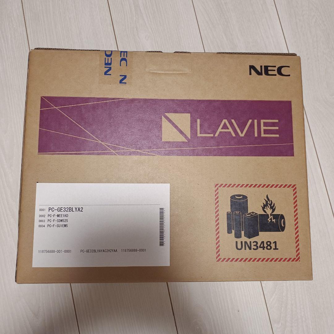 ノートパソコン LAVIE Direct N15 Slim 15.3インチ