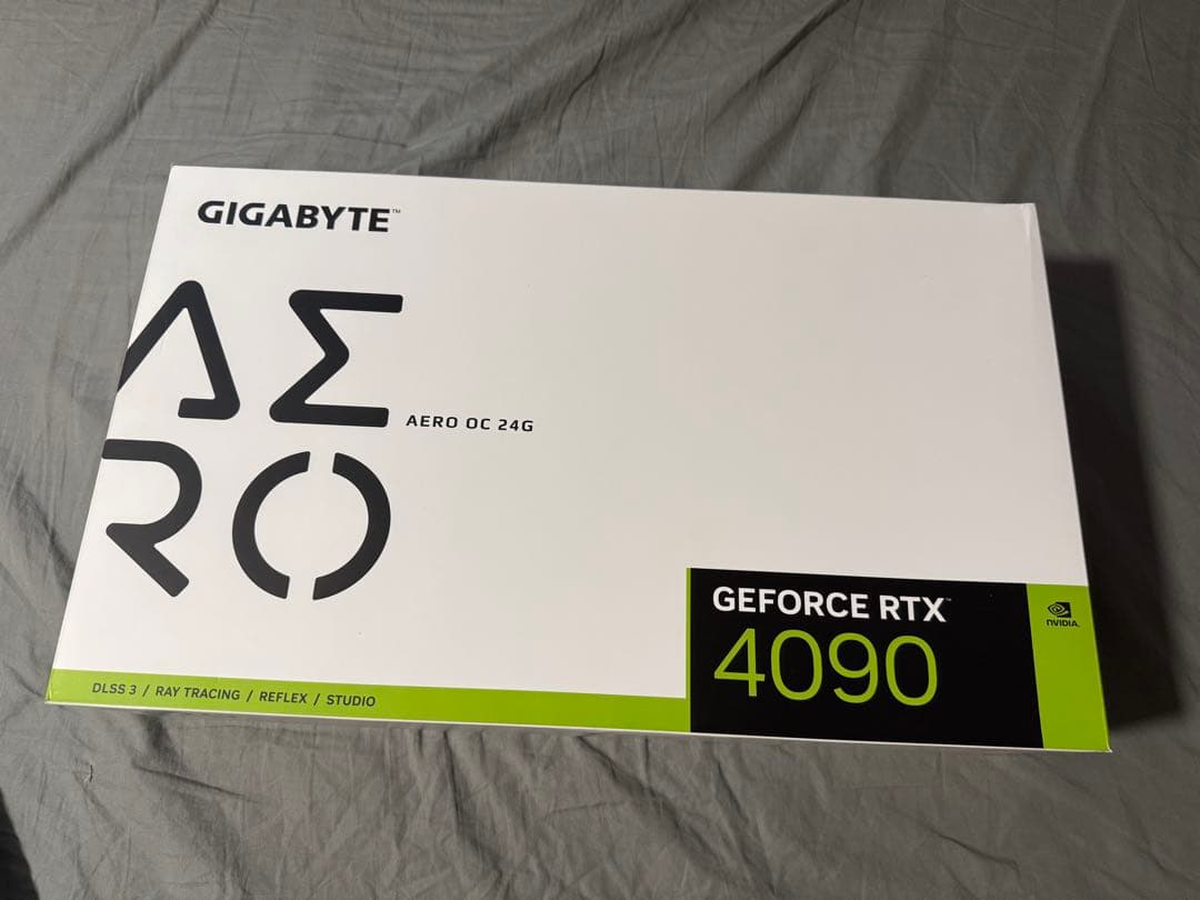 GIGABYTE AERO RTX4090 クーラーのみ ホワイト