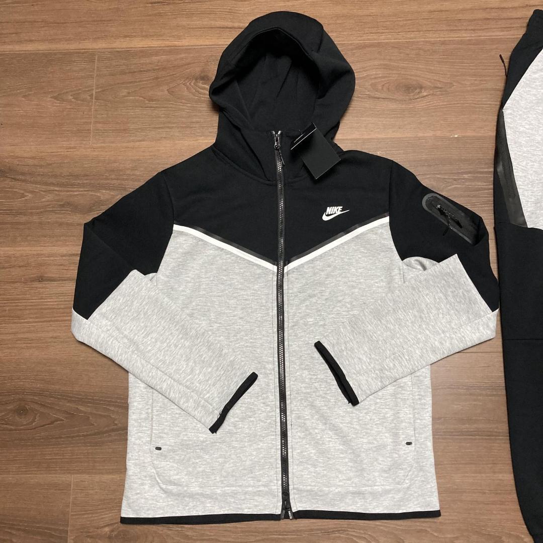 NIKE Tech Fleece セットアップ ブラック × グレー