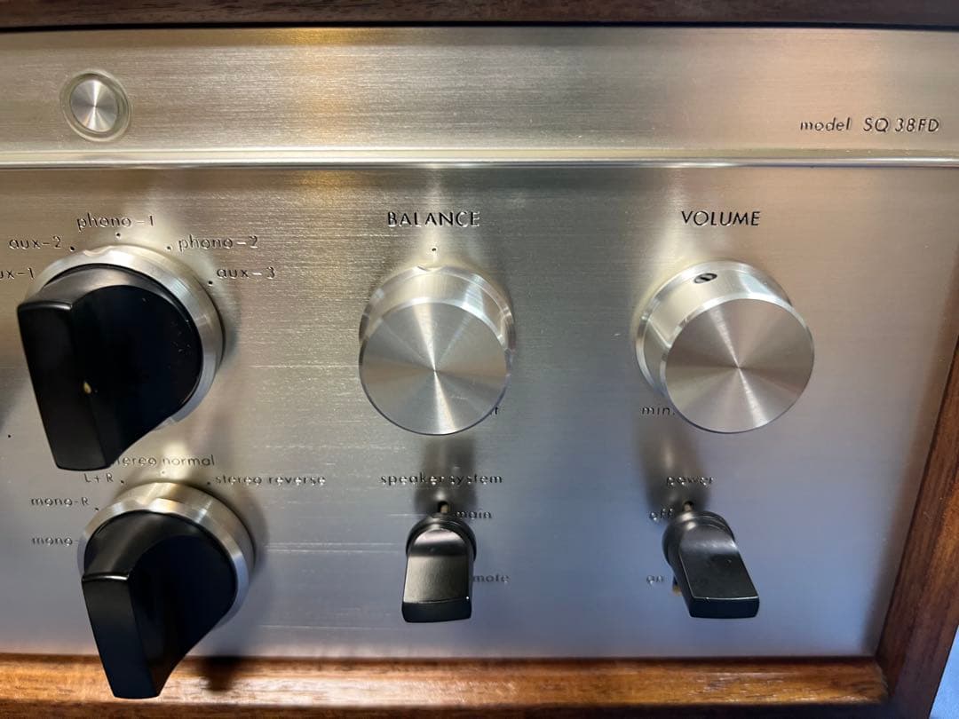 Luxman 真空管アンプ SQ-38FD 前面パネル綺麗です