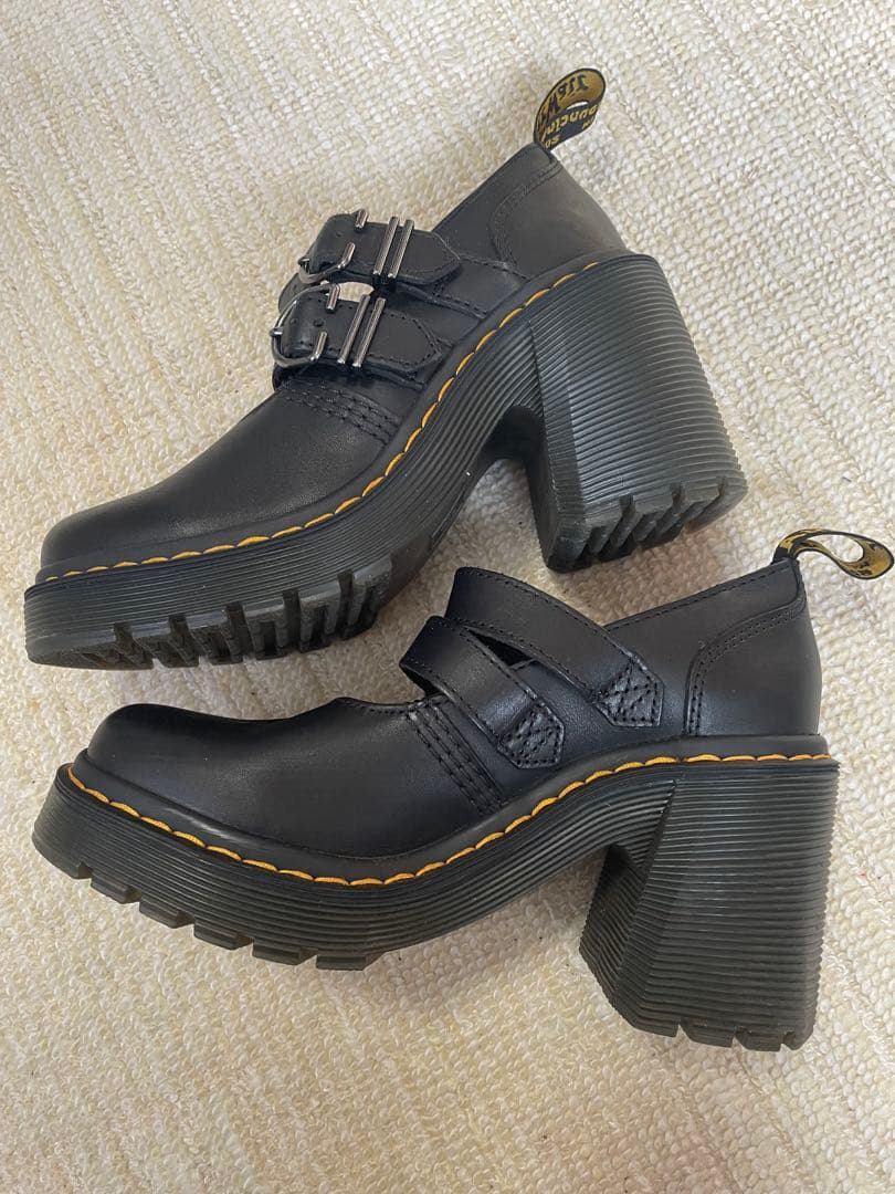 値下げしました‼️ドクターマーチン　メリージェーン　23cm