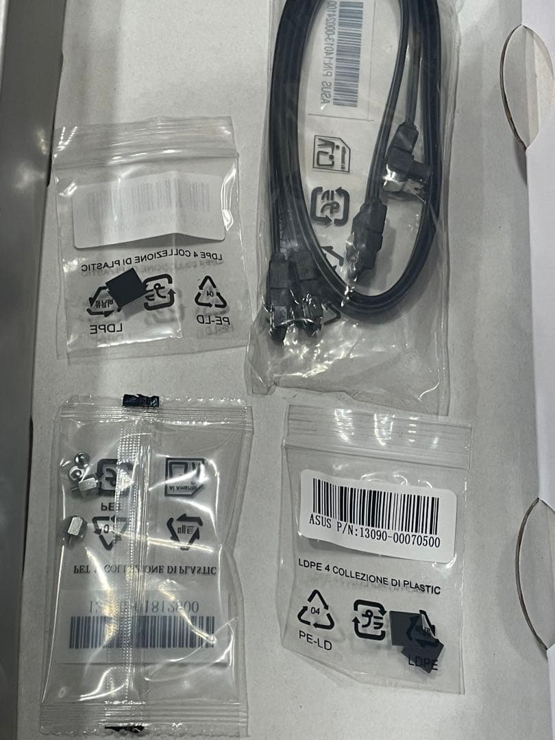 ASUS マザーボード　タフゲーミングB760-PLUS WIFI D4