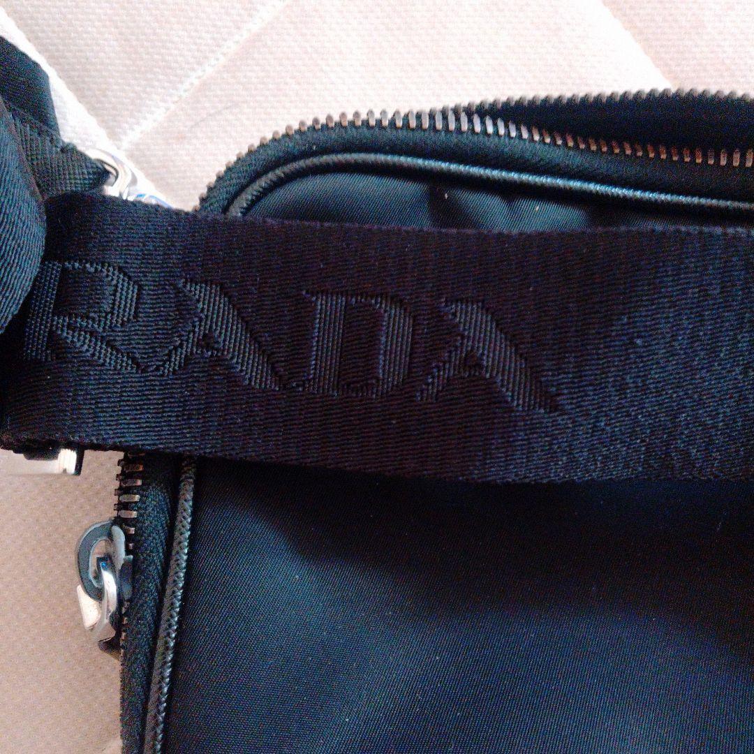 PRADA ブラック ナイロン ショルダーバッグ